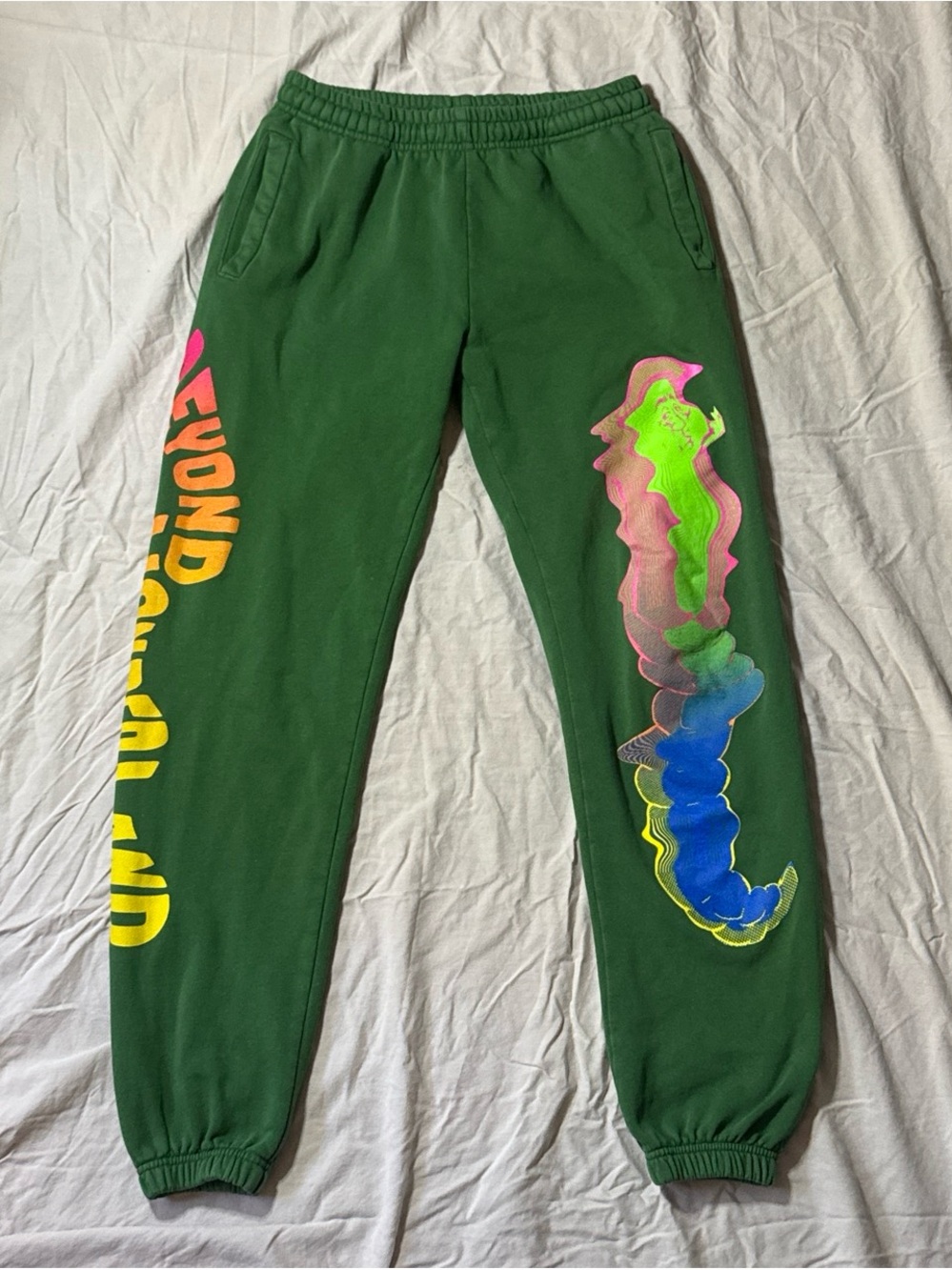 Beyond Wonderland sweatpants